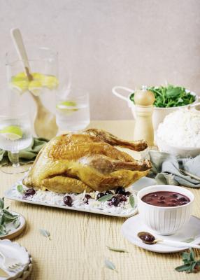 Pintade Fermiere Auvergne au vin rouge et cerise