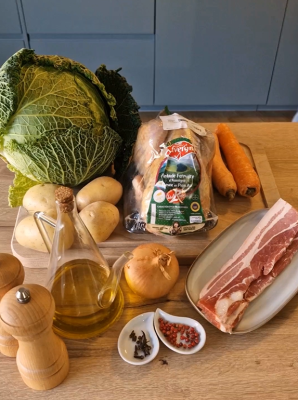 Pintade Fermière d’Auvergne aux légumes d’hiver